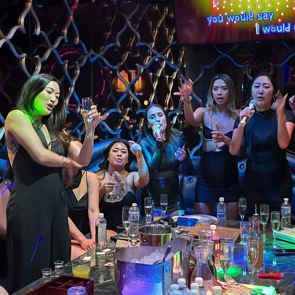 Feel Karaoke, LA